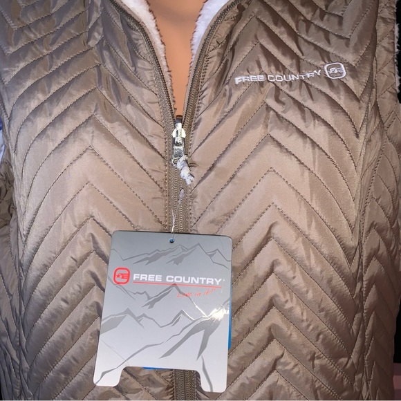 NWT FREE COUNTRY VEST SIZE XL - Picture 4 of 6